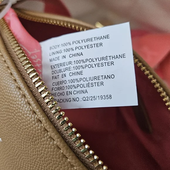 Betsey Johnson xotoss Game Day Football-Shaped Crossbody Bag w /Hangtags Nwt - Picture 10 of 14